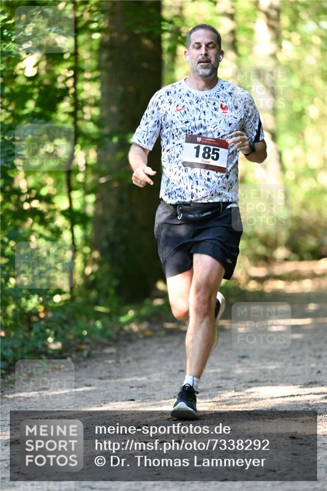 06.10.2024 - Bramfelder Halbmarathon 2024 Dr. Thomas Lammeyer http://msf.ph/oto/7338292 06.10.2024 10:26:13 Laufen 185 meine-sportfotos.de
