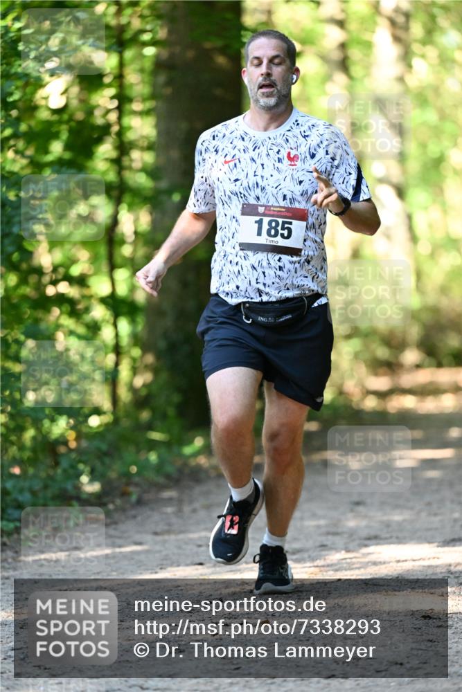 06.10.2024 - Bramfelder Halbmarathon 2024 Dr. Thomas Lammeyer http://msf.ph/oto/7338293 06.10.2024 10:26:13 Laufen 185 meine-sportfotos.de