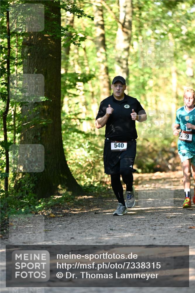 06.10.2024 - Bramfelder Halbmarathon 2024 Dr. Thomas Lammeyer http://msf.ph/oto/7338315 06.10.2024 10:26:24 Laufen 540, 269 meine-sportfotos.de