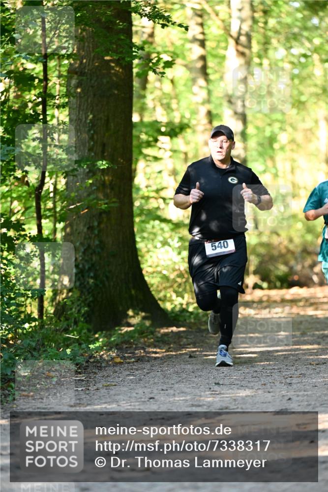 06.10.2024 - Bramfelder Halbmarathon 2024 Dr. Thomas Lammeyer http://msf.ph/oto/7338317 06.10.2024 10:26:25 Laufen 540 meine-sportfotos.de