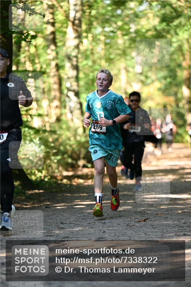 06.10.2024 - Bramfelder Halbmarathon 2024 Dr. Thomas Lammeyer http://msf.ph/oto/7338322 06.10.2024 10:26:26 Laufen 0, 269, 10 meine-sportfotos.de
