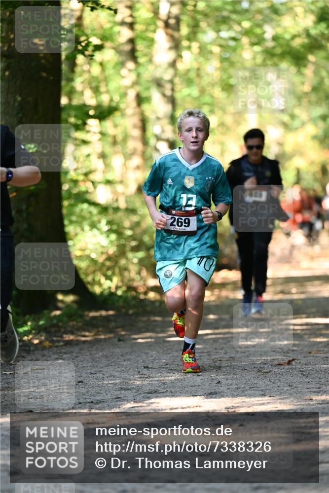 06.10.2024 - Bramfelder Halbmarathon 2024 Dr. Thomas Lammeyer http://msf.ph/oto/7338326 06.10.2024 10:26:26 Laufen 269, 4446 meine-sportfotos.de