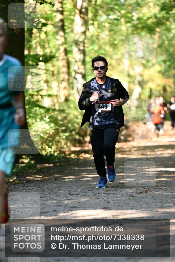 06.10.2024 - Bramfelder Halbmarathon 2024 Dr. Thomas Lammeyer http://msf.ph/oto/7338338 06.10.2024 10:26:29 Laufen 449 meine-sportfotos.de