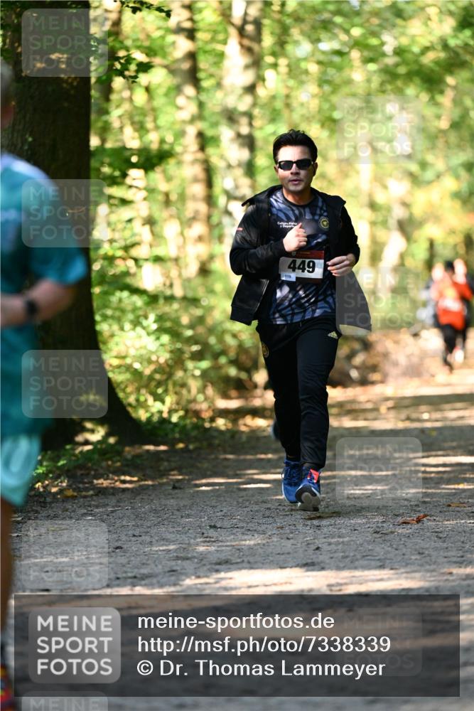 06.10.2024 - Bramfelder Halbmarathon 2024 Dr. Thomas Lammeyer http://msf.ph/oto/7338339 06.10.2024 10:26:29 Laufen 449, 115 meine-sportfotos.de
