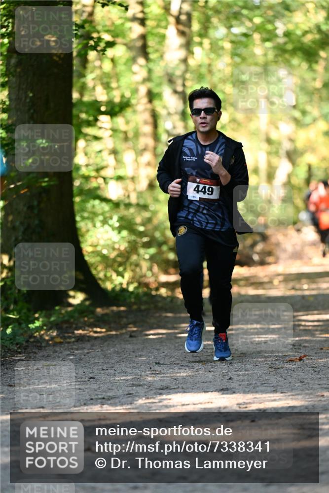 06.10.2024 - Bramfelder Halbmarathon 2024 Dr. Thomas Lammeyer http://msf.ph/oto/7338341 06.10.2024 10:26:29 Laufen 449, 115 meine-sportfotos.de