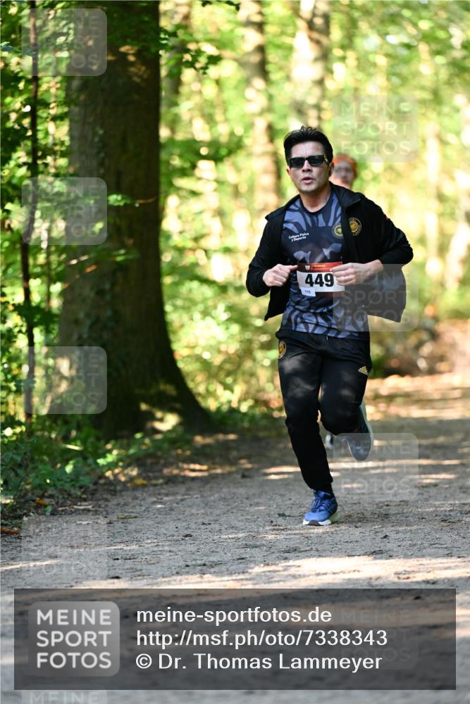 06.10.2024 - Bramfelder Halbmarathon 2024 Dr. Thomas Lammeyer http://msf.ph/oto/7338343 06.10.2024 10:26:29 Laufen 449, 115 meine-sportfotos.de