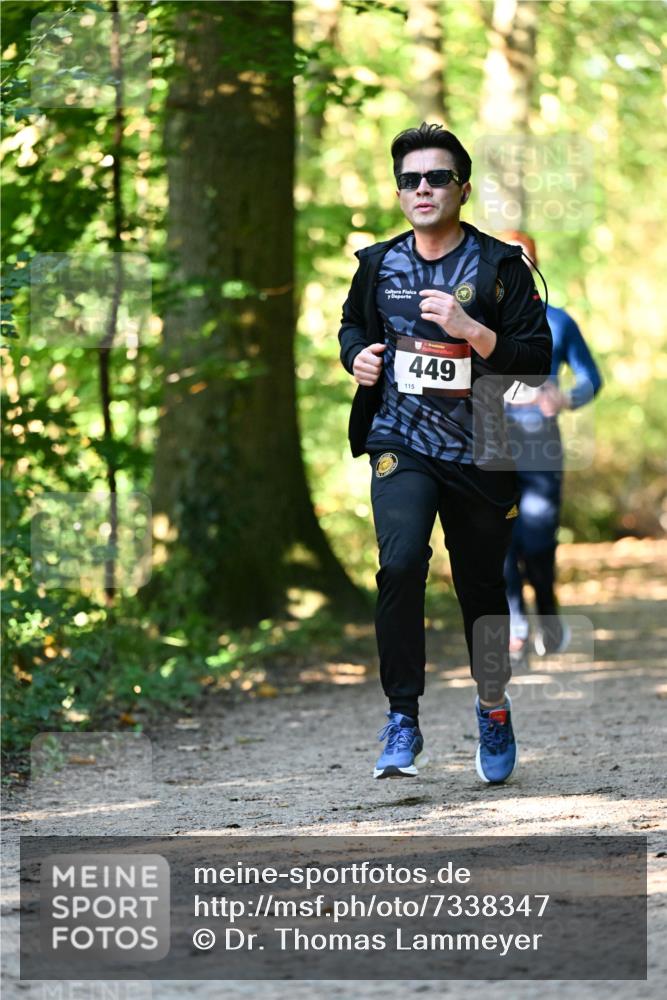 06.10.2024 - Bramfelder Halbmarathon 2024 Dr. Thomas Lammeyer http://msf.ph/oto/7338347 06.10.2024 10:26:30 Laufen 449, 115 meine-sportfotos.de