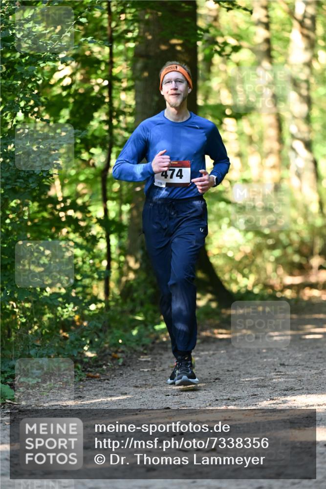 06.10.2024 - Bramfelder Halbmarathon 2024 Dr. Thomas Lammeyer http://msf.ph/oto/7338356 06.10.2024 10:26:32 Laufen 178, 474 meine-sportfotos.de