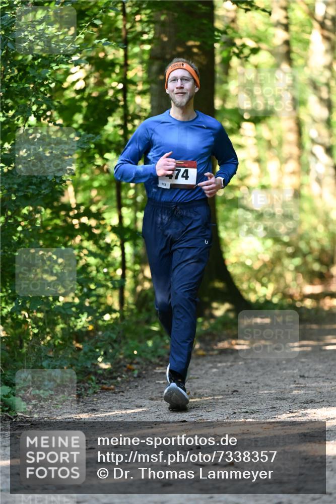 06.10.2024 - Bramfelder Halbmarathon 2024 Dr. Thomas Lammeyer http://msf.ph/oto/7338357 06.10.2024 10:26:32 Laufen 178, 74 meine-sportfotos.de