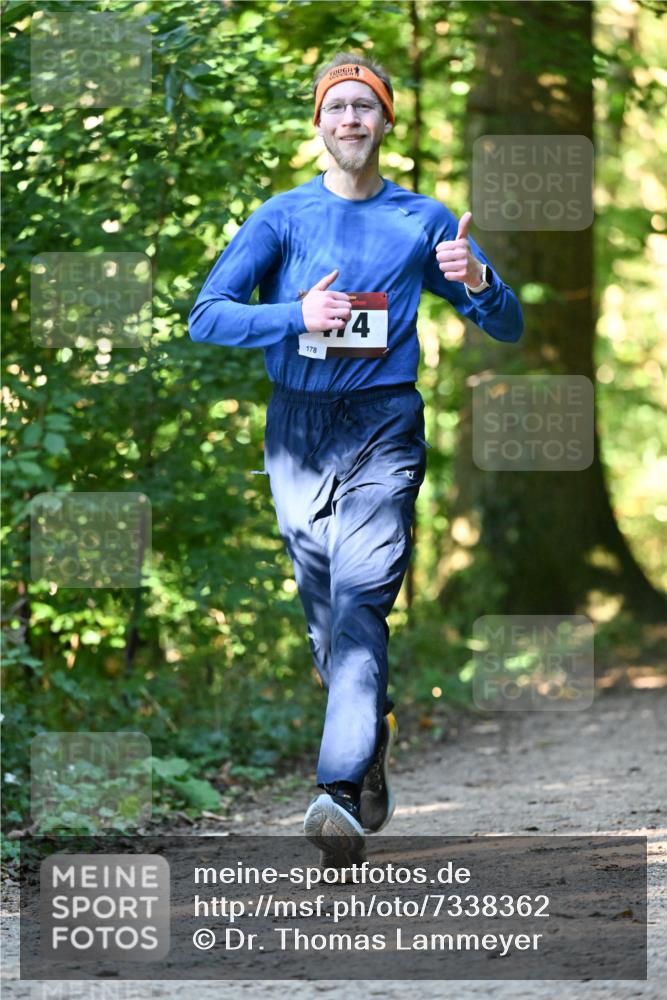 06.10.2024 - Bramfelder Halbmarathon 2024 Dr. Thomas Lammeyer http://msf.ph/oto/7338362 06.10.2024 10:26:33 Laufen 178, 74 meine-sportfotos.de