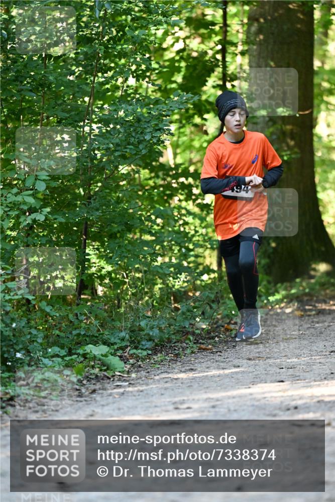06.10.2024 - Bramfelder Halbmarathon 2024 Dr. Thomas Lammeyer http://msf.ph/oto/7338374 06.10.2024 10:26:41 Laufen 494 meine-sportfotos.de