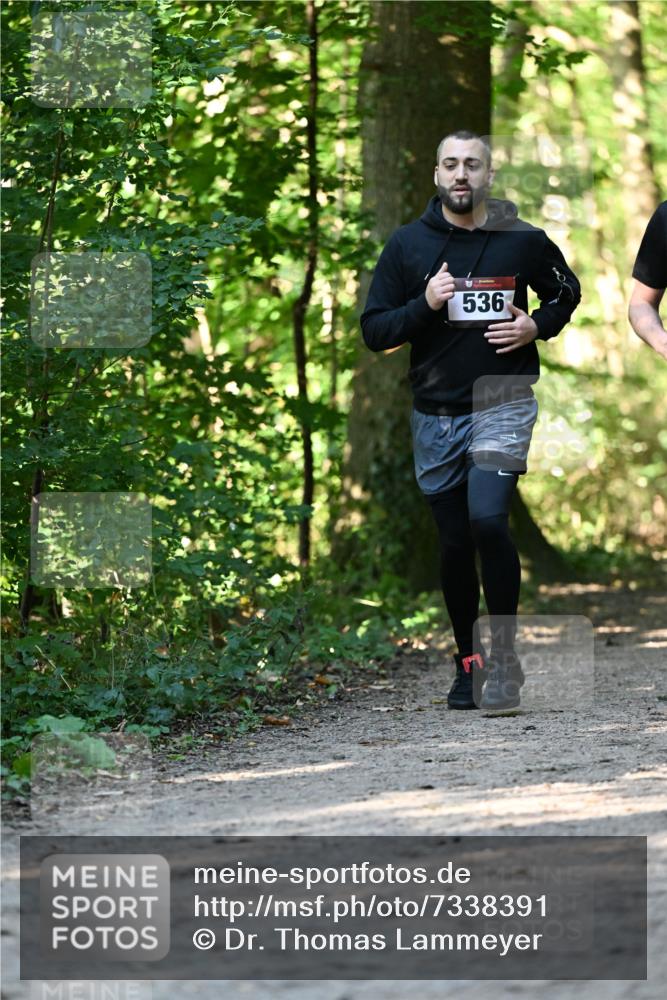 06.10.2024 - Bramfelder Halbmarathon 2024 Dr. Thomas Lammeyer http://msf.ph/oto/7338391 06.10.2024 10:26:46 Laufen 536 meine-sportfotos.de