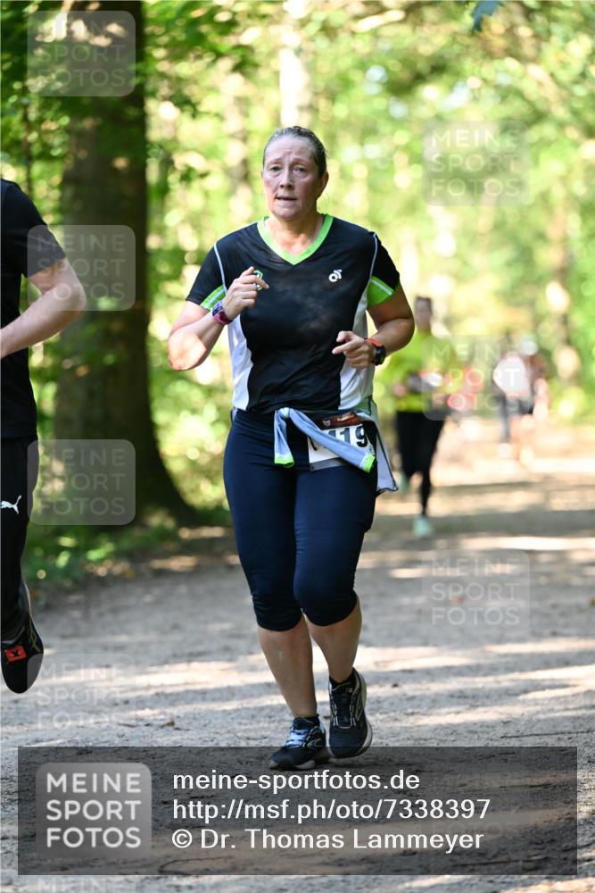 06.10.2024 - Bramfelder Halbmarathon 2024 Dr. Thomas Lammeyer http://msf.ph/oto/7338397 06.10.2024 10:26:48 Laufen 19 meine-sportfotos.de