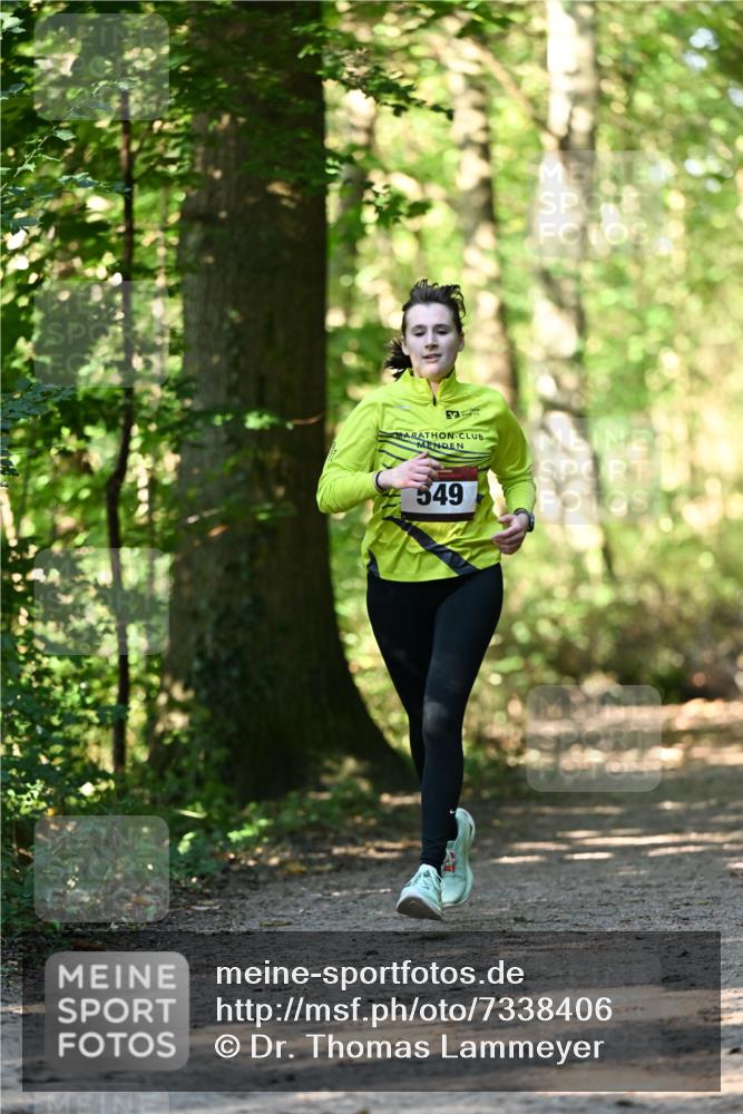 06.10.2024 - Bramfelder Halbmarathon 2024 Dr. Thomas Lammeyer http://msf.ph/oto/7338406 06.10.2024 10:26:51 Laufen 549 meine-sportfotos.de