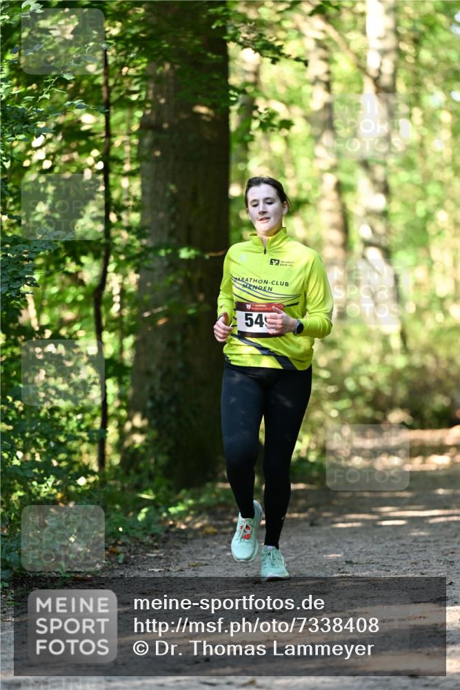 06.10.2024 - Bramfelder Halbmarathon 2024 Dr. Thomas Lammeyer http://msf.ph/oto/7338408 06.10.2024 10:26:51 Laufen 54 meine-sportfotos.de