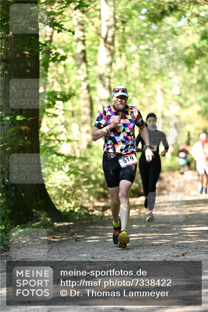 06.10.2024 - Bramfelder Halbmarathon 2024 Dr. Thomas Lammeyer http://msf.ph/oto/7338422 06.10.2024 10:26:58 Laufen 519 meine-sportfotos.de