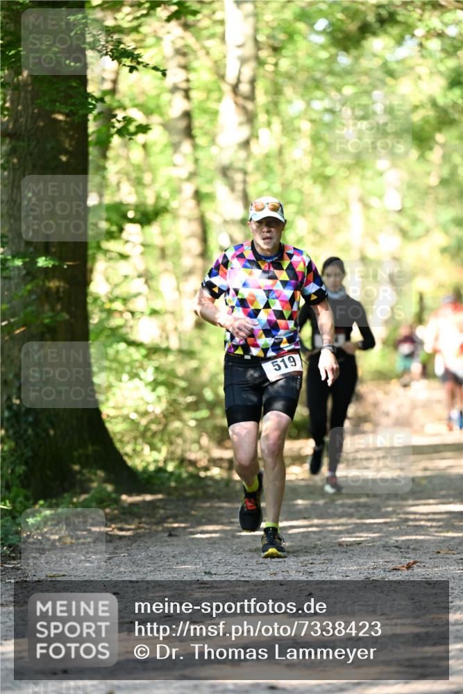 06.10.2024 - Bramfelder Halbmarathon 2024 Dr. Thomas Lammeyer http://msf.ph/oto/7338423 06.10.2024 10:26:58 Laufen 519 meine-sportfotos.de