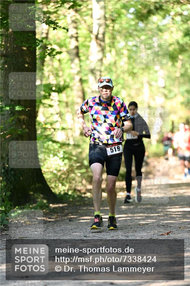 06.10.2024 - Bramfelder Halbmarathon 2024 Dr. Thomas Lammeyer http://msf.ph/oto/7338424 06.10.2024 10:26:58 Laufen 519 meine-sportfotos.de