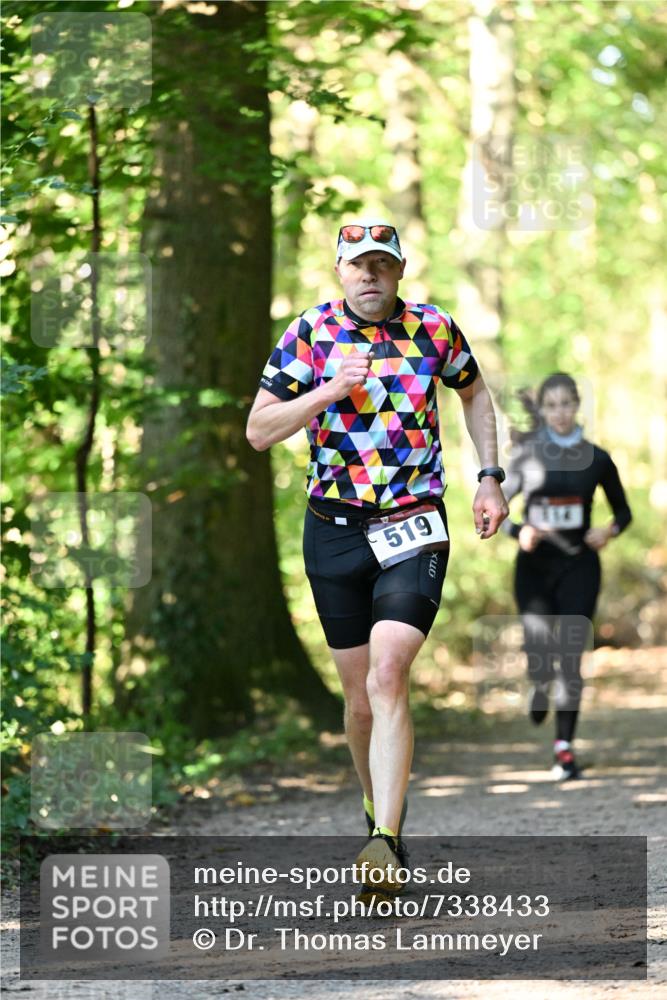 06.10.2024 - Bramfelder Halbmarathon 2024 Dr. Thomas Lammeyer http://msf.ph/oto/7338433 06.10.2024 10:26:59 Laufen 519 meine-sportfotos.de