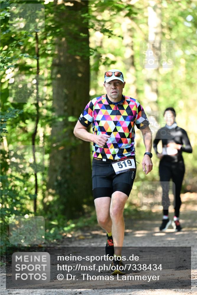 06.10.2024 - Bramfelder Halbmarathon 2024 Dr. Thomas Lammeyer http://msf.ph/oto/7338434 06.10.2024 10:26:59 Laufen 519 meine-sportfotos.de