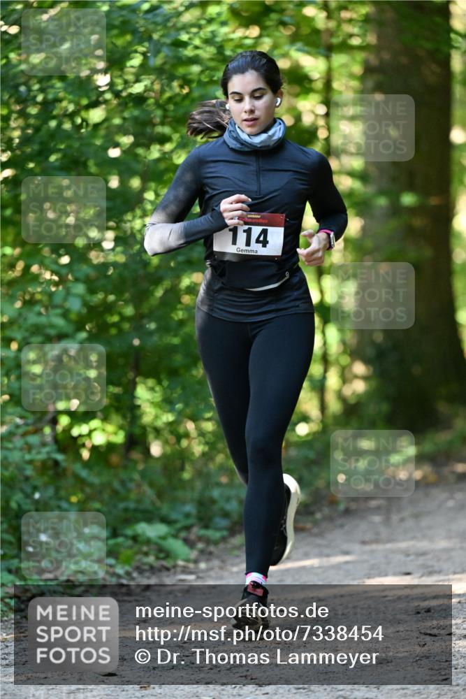 06.10.2024 - Bramfelder Halbmarathon 2024 Dr. Thomas Lammeyer http://msf.ph/oto/7338454 06.10.2024 10:27:03 Laufen 114 meine-sportfotos.de