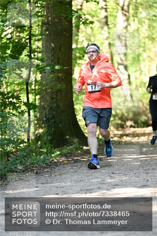 06.10.2024 - Bramfelder Halbmarathon 2024 Dr. Thomas Lammeyer http://msf.ph/oto/7338465 06.10.2024 10:27:08 Laufen 17 meine-sportfotos.de