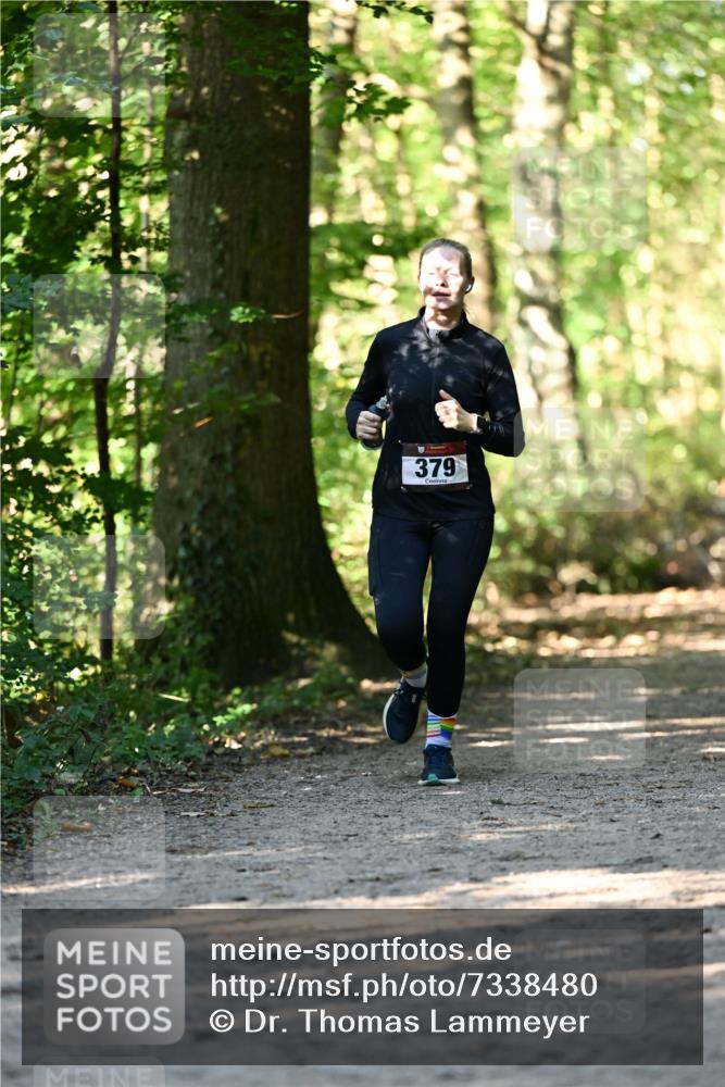 06.10.2024 - Bramfelder Halbmarathon 2024 Dr. Thomas Lammeyer http://msf.ph/oto/7338480 06.10.2024 10:27:10 Laufen 379 meine-sportfotos.de