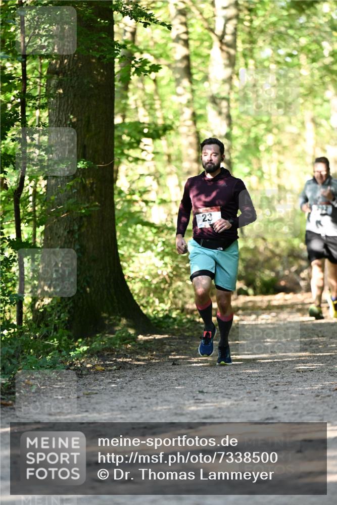 06.10.2024 - Bramfelder Halbmarathon 2024 Dr. Thomas Lammeyer http://msf.ph/oto/7338500 06.10.2024 10:27:18 Laufen 23 meine-sportfotos.de