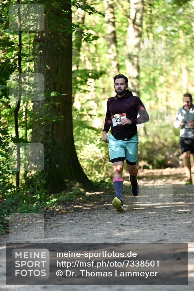 06.10.2024 - Bramfelder Halbmarathon 2024 Dr. Thomas Lammeyer http://msf.ph/oto/7338501 06.10.2024 10:27:18 Laufen 23 meine-sportfotos.de