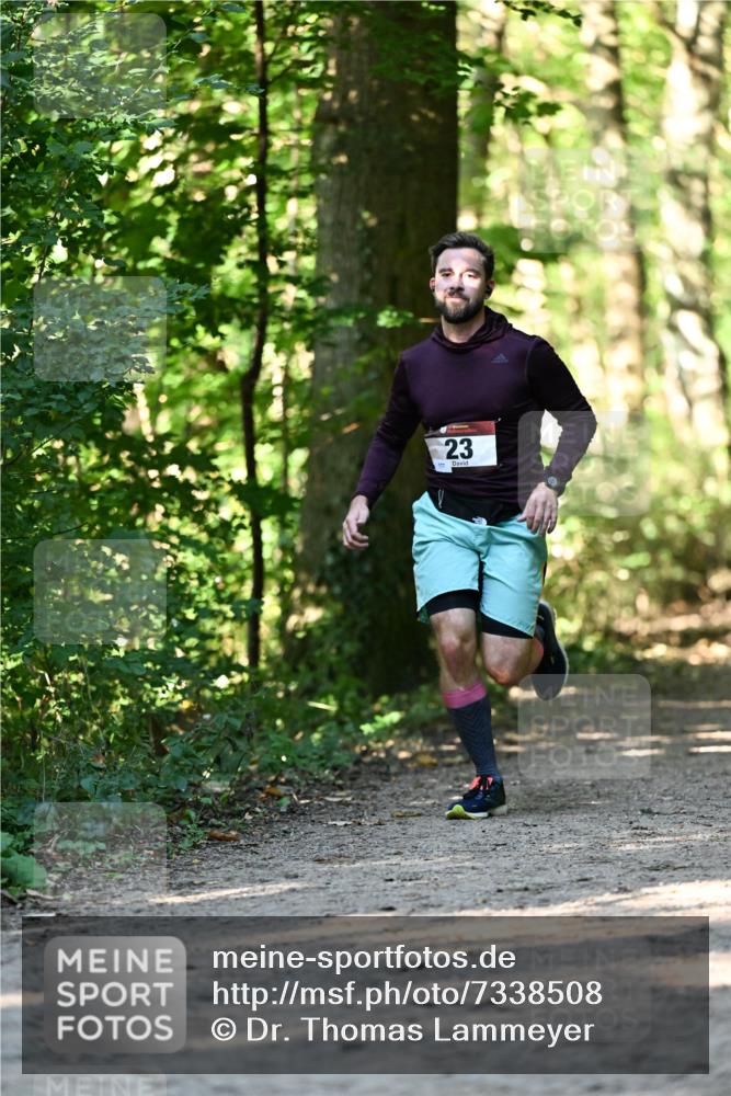 06.10.2024 - Bramfelder Halbmarathon 2024 Dr. Thomas Lammeyer http://msf.ph/oto/7338508 06.10.2024 10:27:19 Laufen 23, 177 meine-sportfotos.de