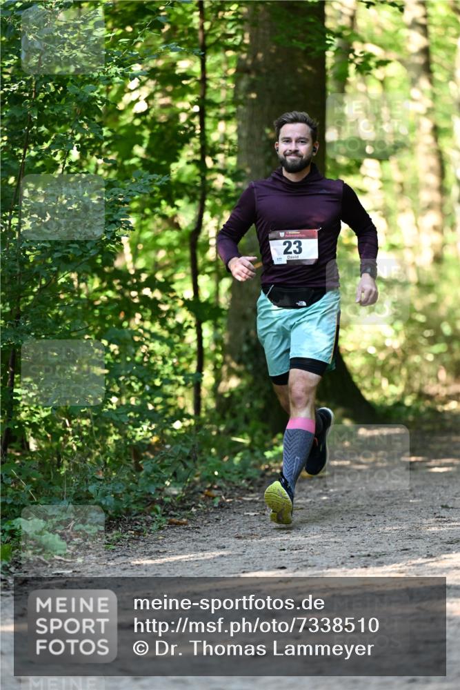 06.10.2024 - Bramfelder Halbmarathon 2024 Dr. Thomas Lammeyer http://msf.ph/oto/7338510 06.10.2024 10:27:19 Laufen 23 meine-sportfotos.de