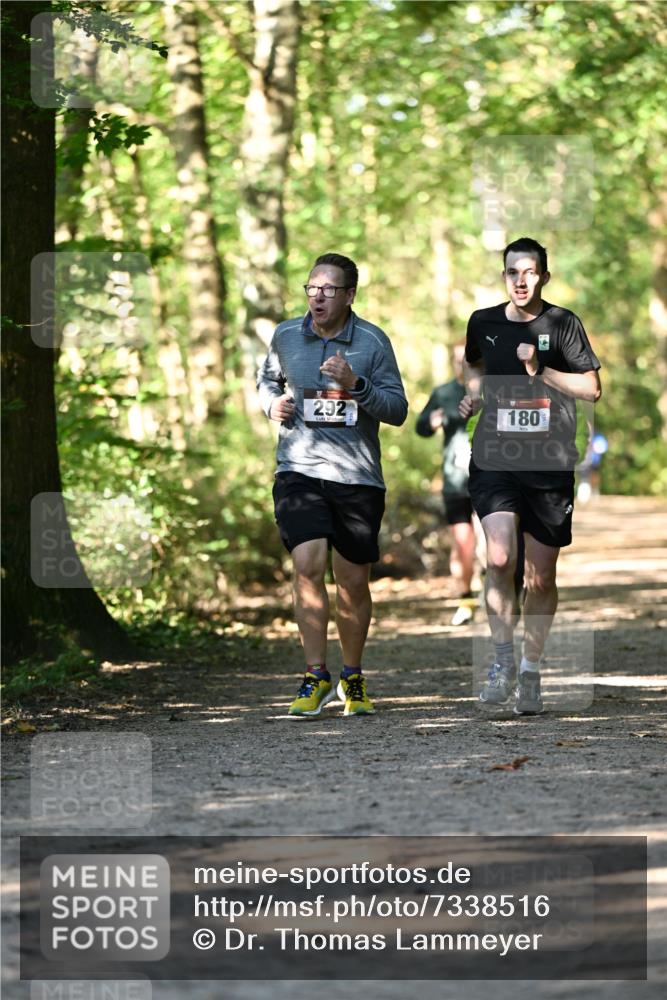 06.10.2024 - Bramfelder Halbmarathon 2024 Dr. Thomas Lammeyer http://msf.ph/oto/7338516 06.10.2024 10:27:21 Laufen 292, 180 meine-sportfotos.de