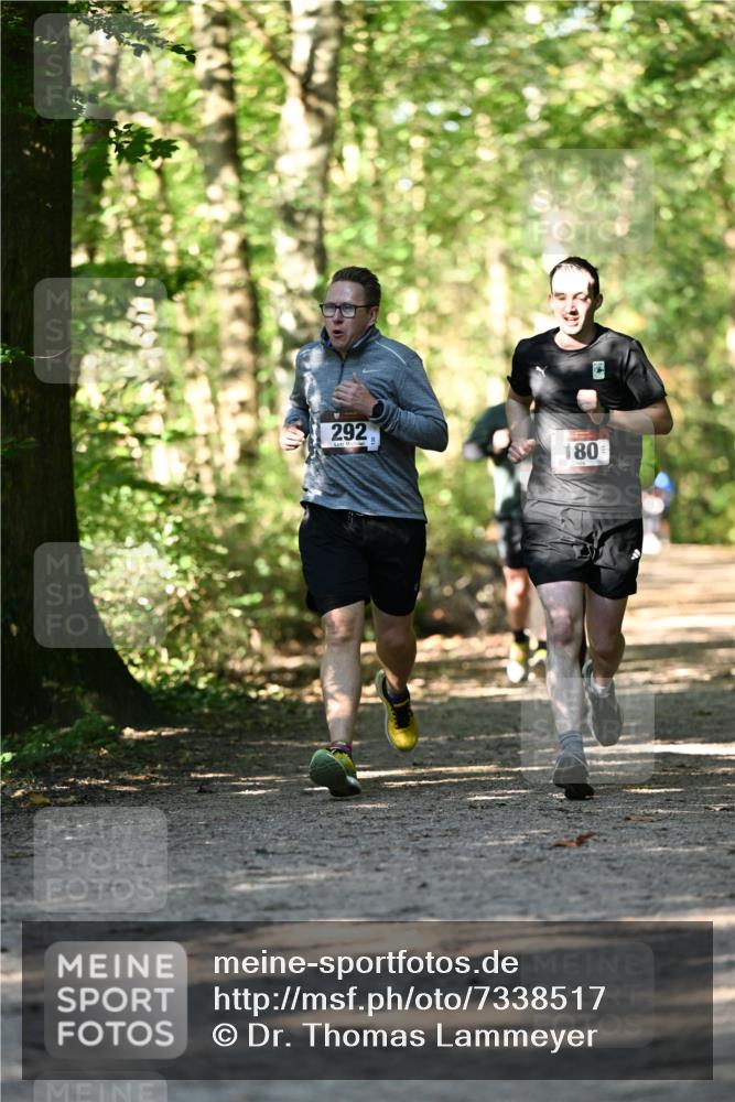 06.10.2024 - Bramfelder Halbmarathon 2024 Dr. Thomas Lammeyer http://msf.ph/oto/7338517 06.10.2024 10:27:21 Laufen 292, 180 meine-sportfotos.de