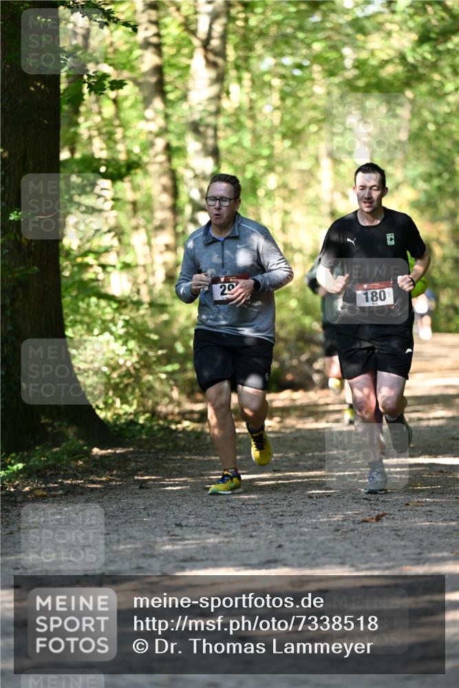 06.10.2024 - Bramfelder Halbmarathon 2024 Dr. Thomas Lammeyer http://msf.ph/oto/7338518 06.10.2024 10:27:21 Laufen 20, 180 meine-sportfotos.de