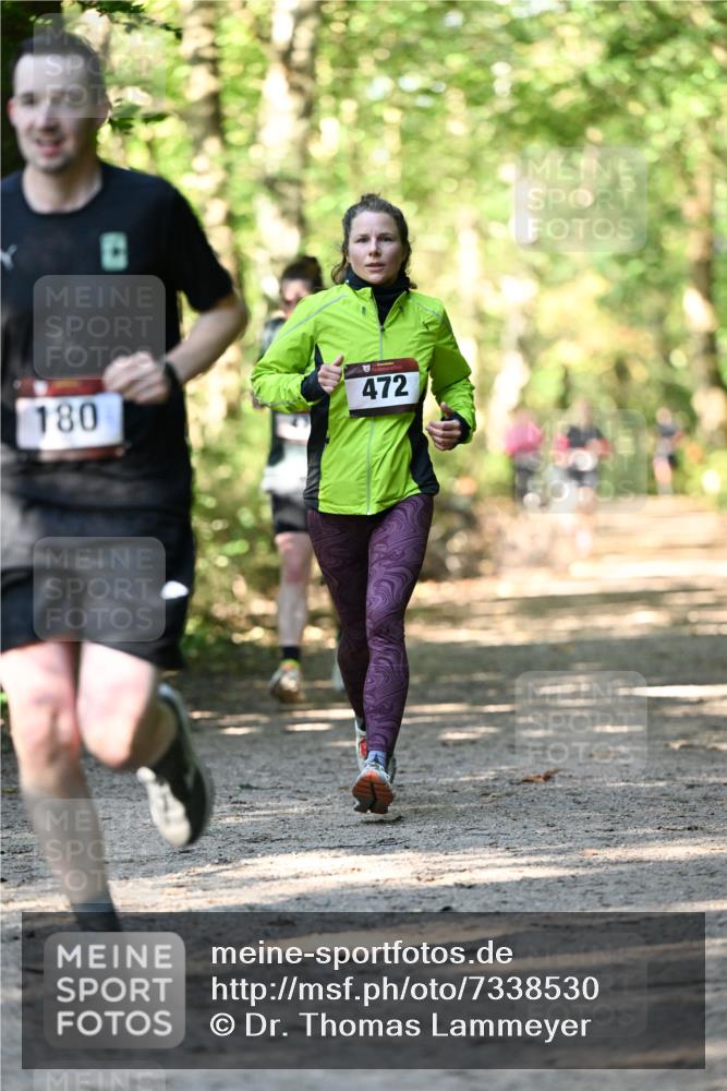 06.10.2024 - Bramfelder Halbmarathon 2024 Dr. Thomas Lammeyer http://msf.ph/oto/7338530 06.10.2024 10:27:24 Laufen 180, 472 meine-sportfotos.de