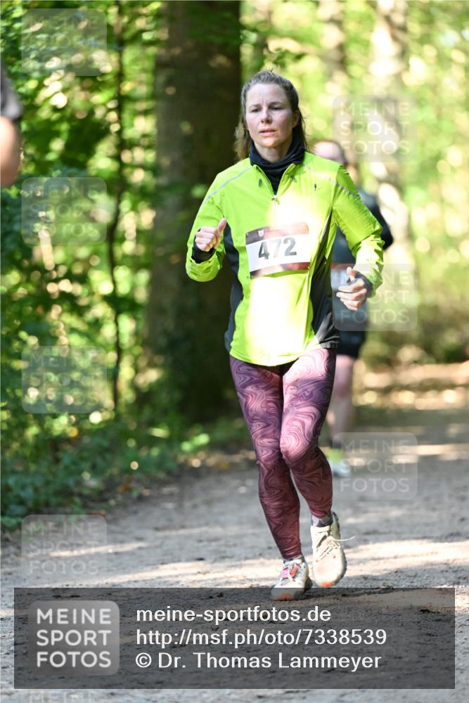06.10.2024 - Bramfelder Halbmarathon 2024 Dr. Thomas Lammeyer http://msf.ph/oto/7338539 06.10.2024 10:27:25 Laufen 472 meine-sportfotos.de