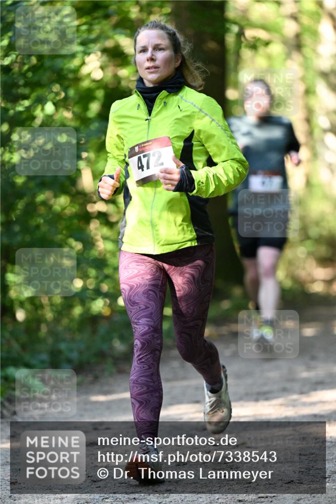 06.10.2024 - Bramfelder Halbmarathon 2024 Dr. Thomas Lammeyer http://msf.ph/oto/7338543 06.10.2024 10:27:26 Laufen 472 meine-sportfotos.de
