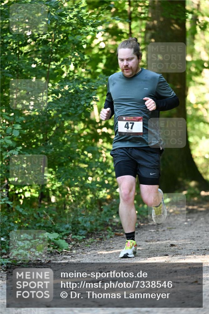 06.10.2024 - Bramfelder Halbmarathon 2024 Dr. Thomas Lammeyer http://msf.ph/oto/7338546 06.10.2024 10:27:27 Laufen 47 meine-sportfotos.de