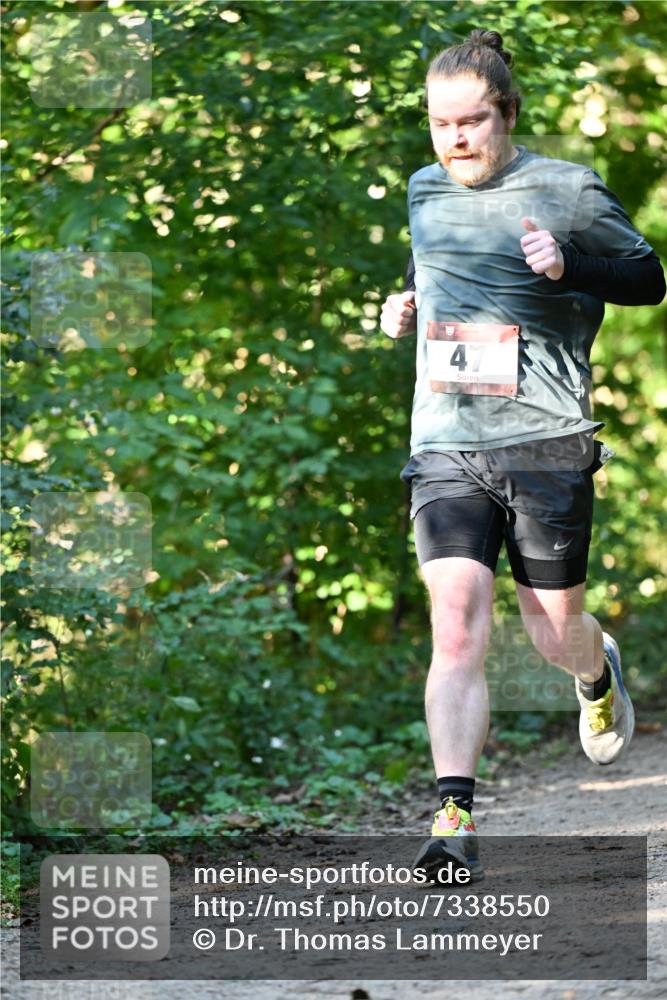 06.10.2024 - Bramfelder Halbmarathon 2024 Dr. Thomas Lammeyer http://msf.ph/oto/7338550 06.10.2024 10:27:28 Laufen 4 meine-sportfotos.de