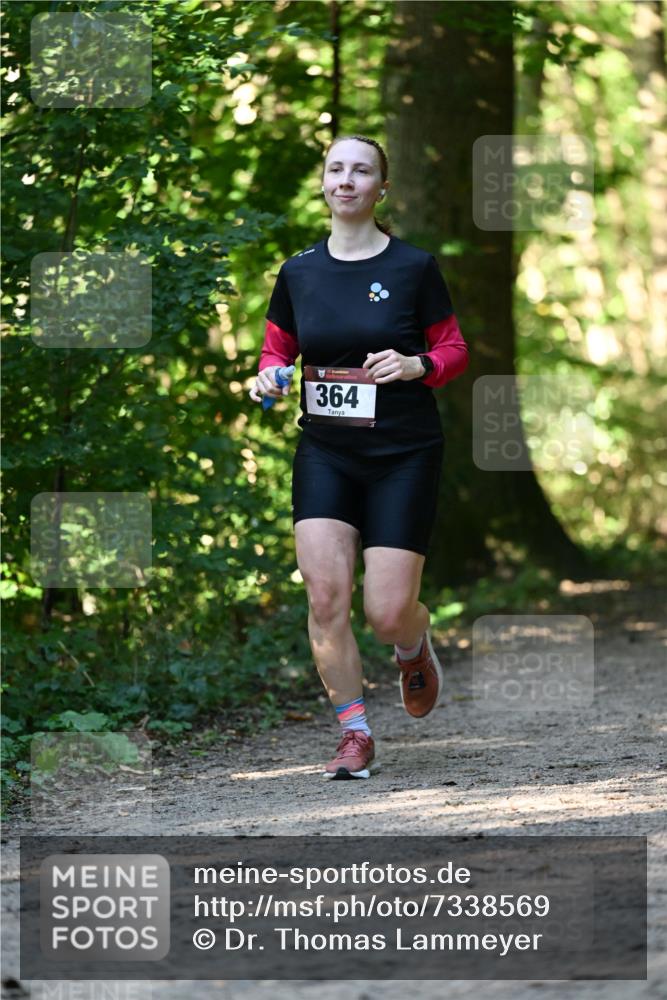 06.10.2024 - Bramfelder Halbmarathon 2024 Dr. Thomas Lammeyer http://msf.ph/oto/7338569 06.10.2024 10:27:42 Laufen 364 meine-sportfotos.de