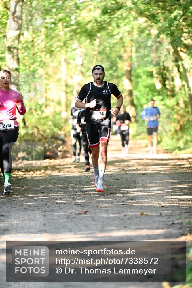 06.10.2024 - Bramfelder Halbmarathon 2024 Dr. Thomas Lammeyer http://msf.ph/oto/7338572 06.10.2024 10:27:46 Laufen 278, 04 meine-sportfotos.de