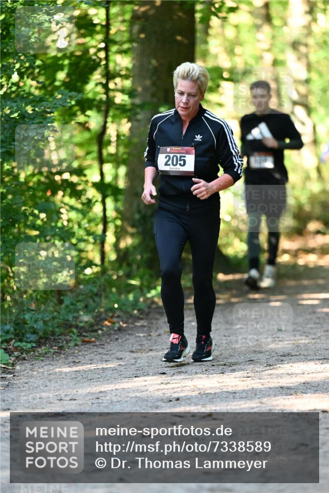 06.10.2024 - Bramfelder Halbmarathon 2024 Dr. Thomas Lammeyer http://msf.ph/oto/7338589 06.10.2024 10:27:52 Laufen 205 meine-sportfotos.de