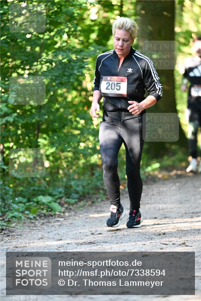 06.10.2024 - Bramfelder Halbmarathon 2024 Dr. Thomas Lammeyer http://msf.ph/oto/7338594 06.10.2024 10:27:53 Laufen 205 meine-sportfotos.de