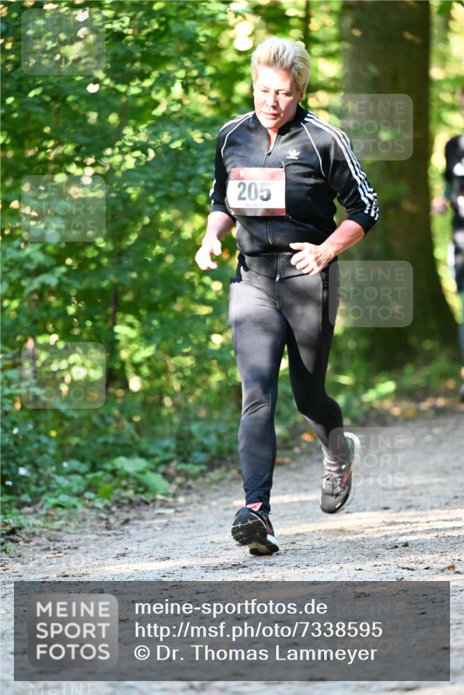 06.10.2024 - Bramfelder Halbmarathon 2024 Dr. Thomas Lammeyer http://msf.ph/oto/7338595 06.10.2024 10:27:53 Laufen 205 meine-sportfotos.de