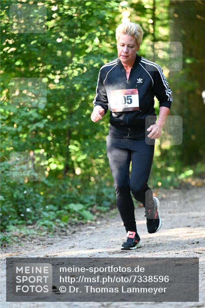 06.10.2024 - Bramfelder Halbmarathon 2024 Dr. Thomas Lammeyer http://msf.ph/oto/7338596 06.10.2024 10:27:53 Laufen 05 meine-sportfotos.de