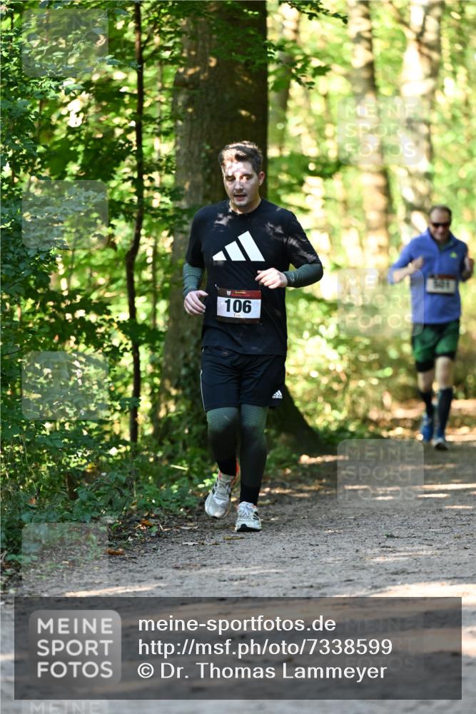 06.10.2024 - Bramfelder Halbmarathon 2024 Dr. Thomas Lammeyer http://msf.ph/oto/7338599 06.10.2024 10:27:54 Laufen 106, 301 meine-sportfotos.de