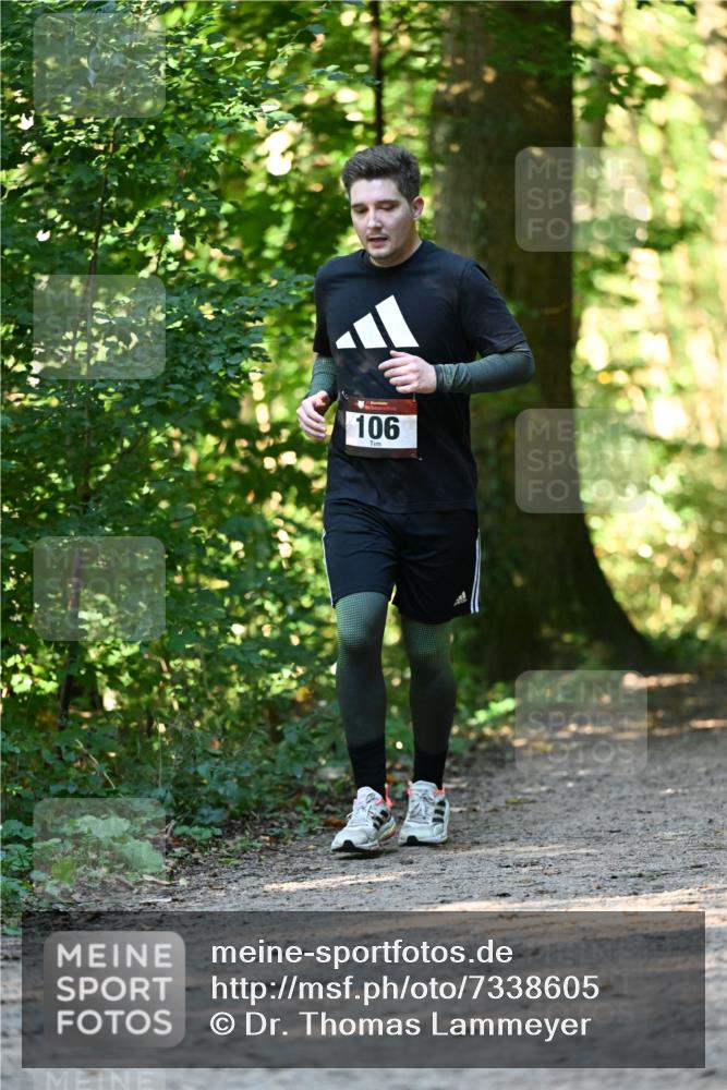 06.10.2024 - Bramfelder Halbmarathon 2024 Dr. Thomas Lammeyer http://msf.ph/oto/7338605 06.10.2024 10:27:55 Laufen 106 meine-sportfotos.de