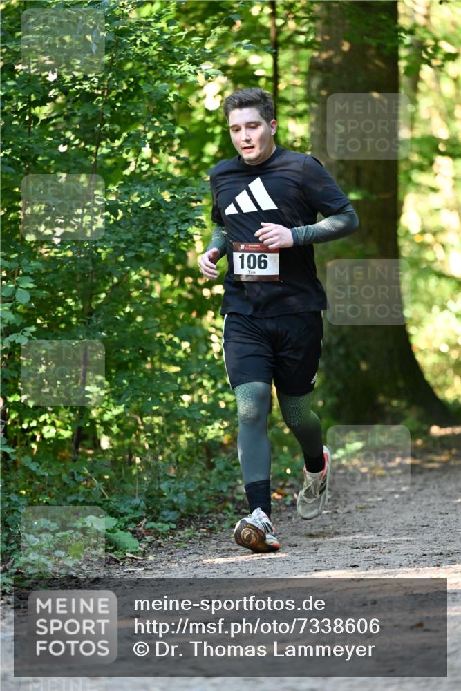 06.10.2024 - Bramfelder Halbmarathon 2024 Dr. Thomas Lammeyer http://msf.ph/oto/7338606 06.10.2024 10:27:55 Laufen 106 meine-sportfotos.de