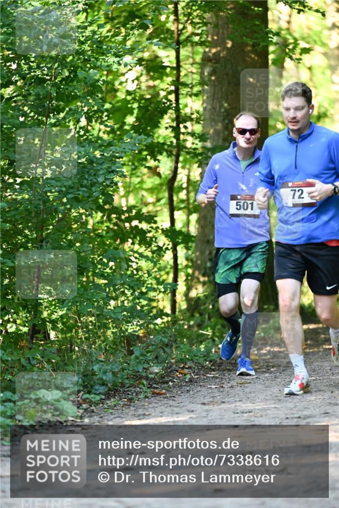 06.10.2024 - Bramfelder Halbmarathon 2024 Dr. Thomas Lammeyer http://msf.ph/oto/7338616 06.10.2024 10:27:58 Laufen 501, 72 meine-sportfotos.de