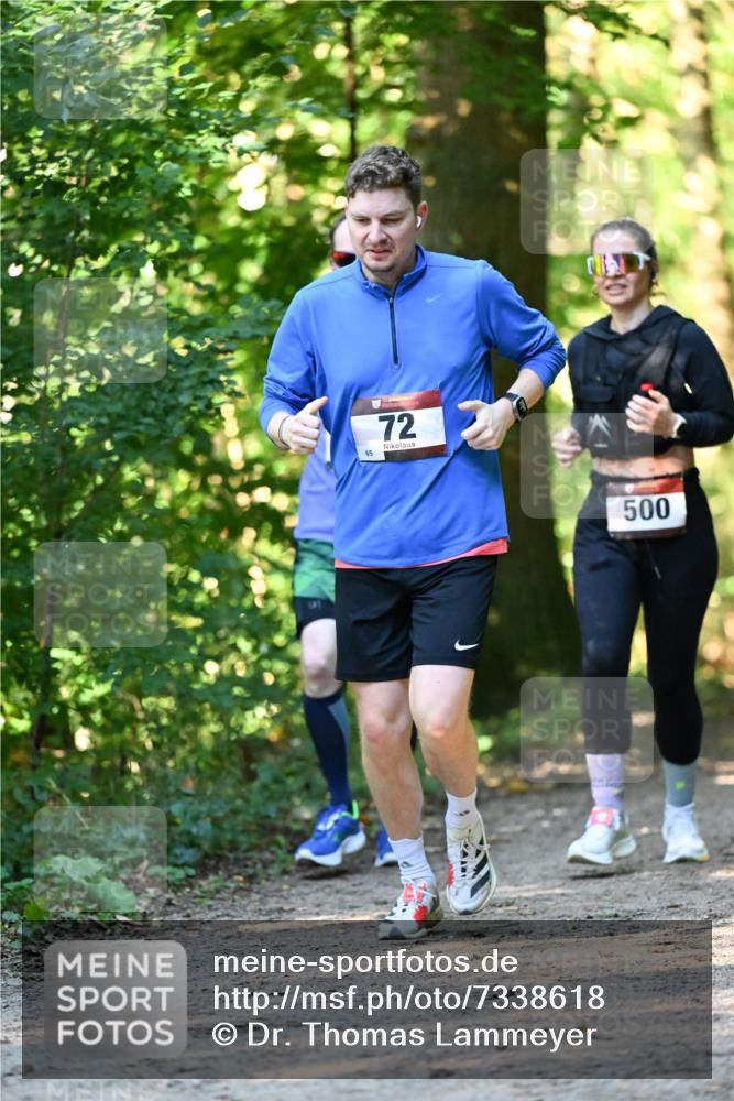 06.10.2024 - Bramfelder Halbmarathon 2024 Dr. Thomas Lammeyer http://msf.ph/oto/7338618 06.10.2024 10:27:59 Laufen 85, 72, 500 meine-sportfotos.de